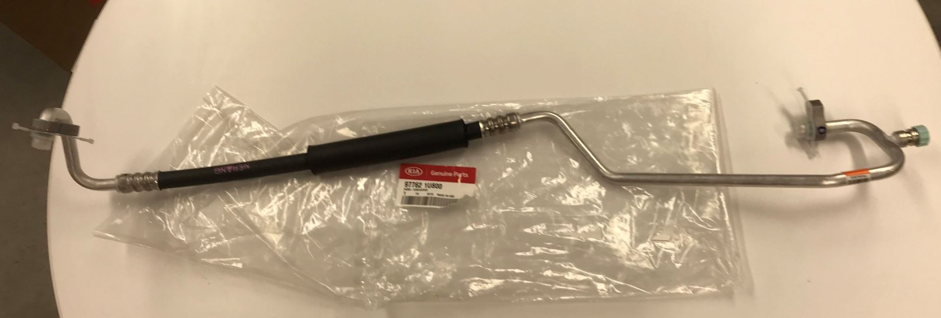 977621U800 - : Discharge Hose for Kia: Sorento Image