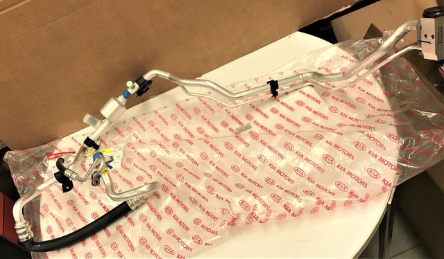 977591U100 - : Hose &amp; Tube Assembly for Kia: Sorento Image