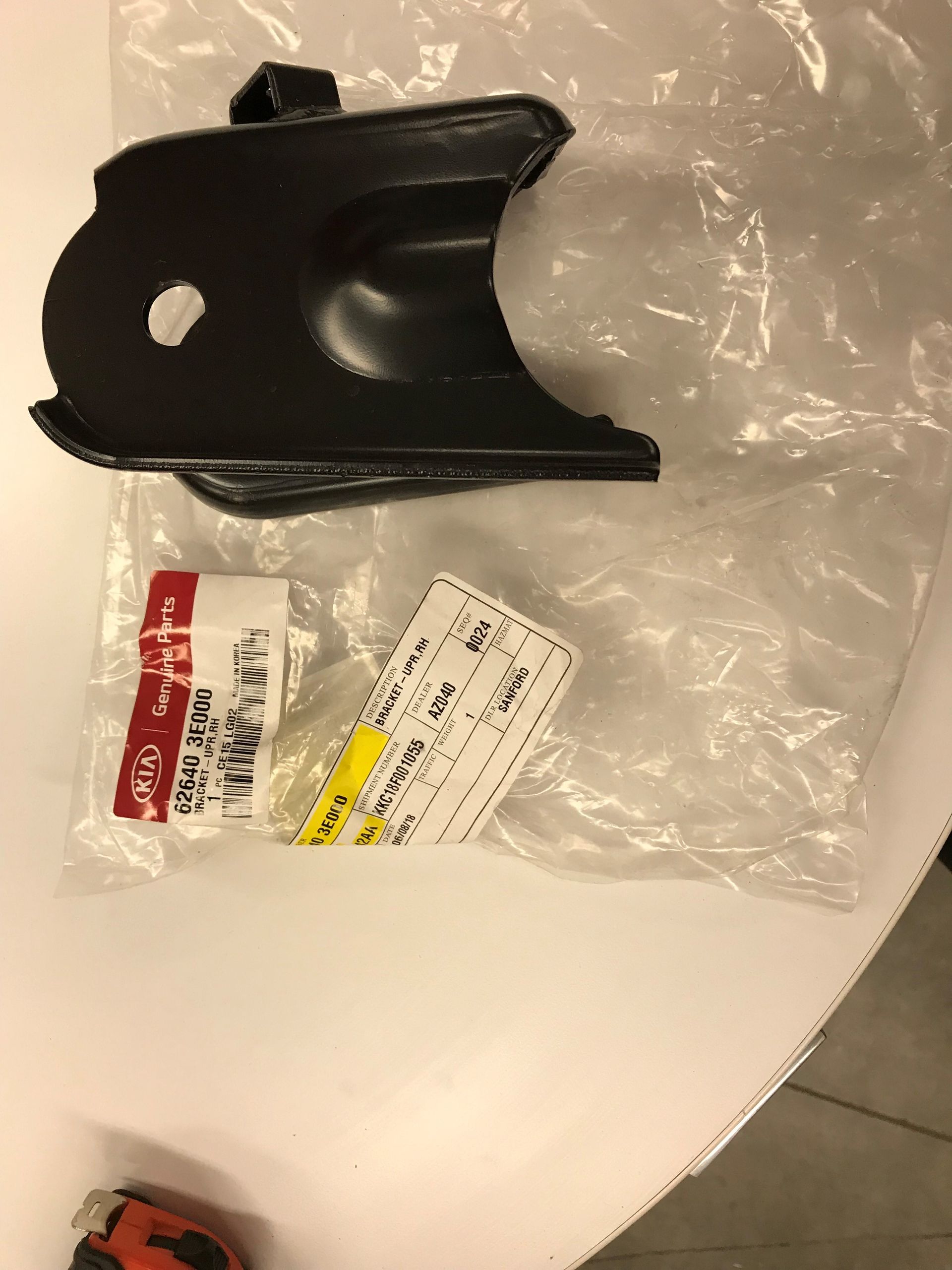 626403E000 - Body: Control Arm Bracket for Kia: Sorento Image