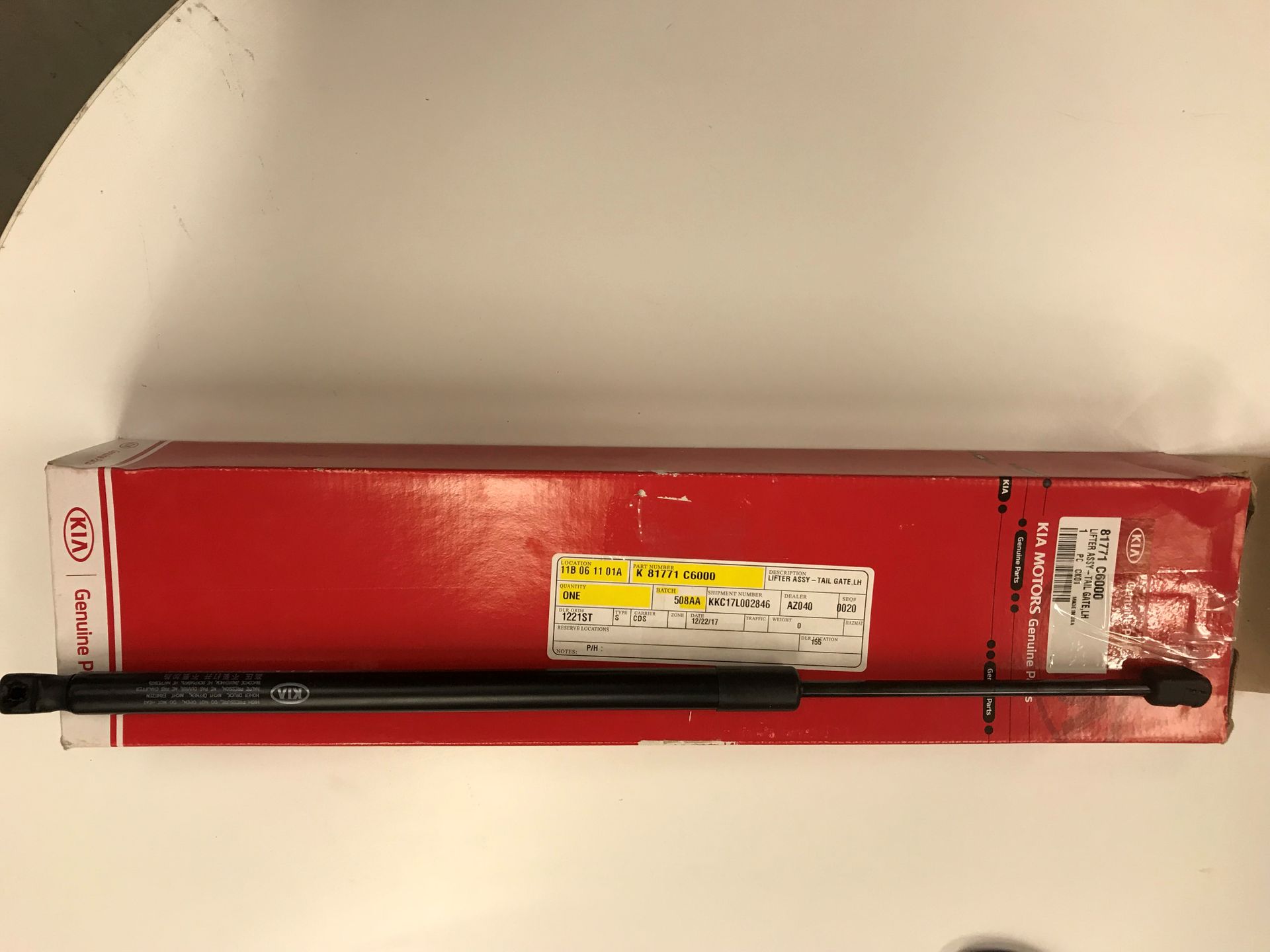 81771C6000 - : Support Cylinder for Kia: Sorento Image