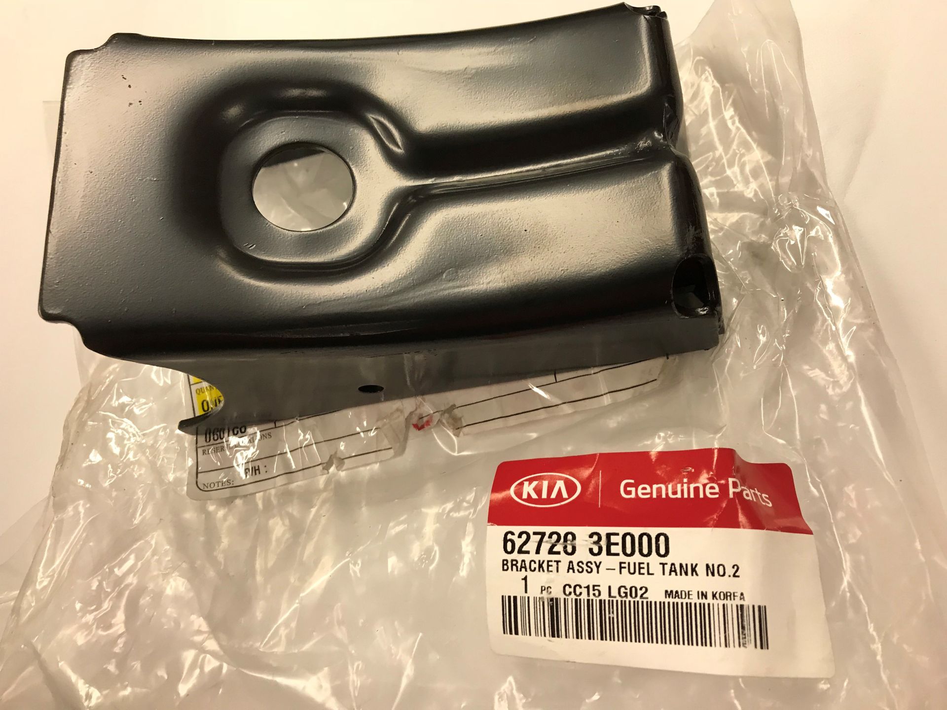 627203E000 - Body: Mount Bracket for Kia: Sorento Image
