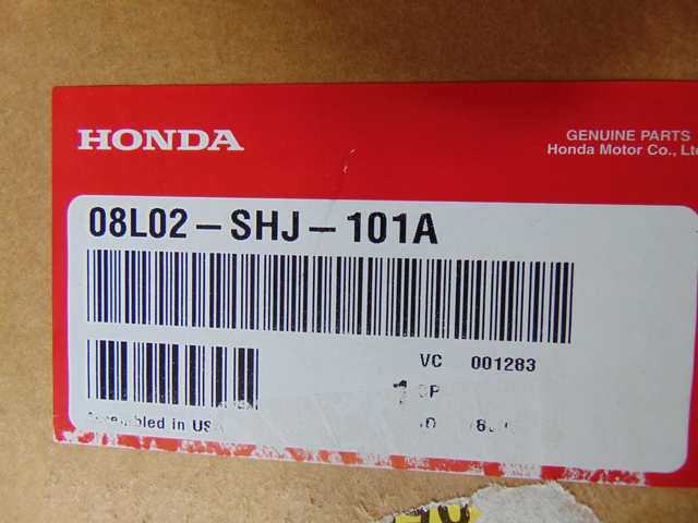 8L02SHJ101A - Hauling: 2006-2010 Honda Odyssey - Roof Rack for Honda: Odyssey Image