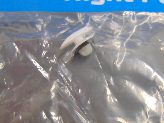 その他 T0003 91530-TAA-003 - 2019-2025 Honda Passport - Clip | Genuine Honda Parts