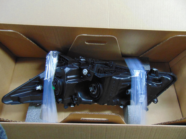 thumbnail image 2 of KARPAL LH Driver Side HID Headlight Assembly For 2010-2012 Honda Accord Crosstour - 33150TP6A01 2 of 6