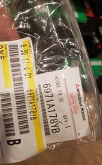 Headrest Guide - Mitsubishi (6971A178YB)