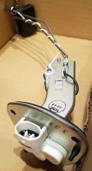 Fuel Gauge Sending Unit - Mitsubishi (MR135538)