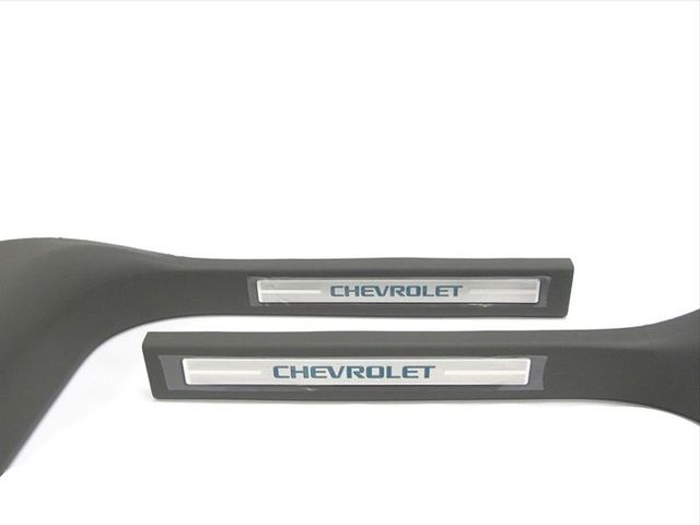 23487421 - Exterior: OEM NEW 2014-2017 GM Chevrolet Buick Door Sill Plates Front Illuminated 23487421 for Buick: Enclave | Chevrolet: Traverse | GMC: Acadia Image