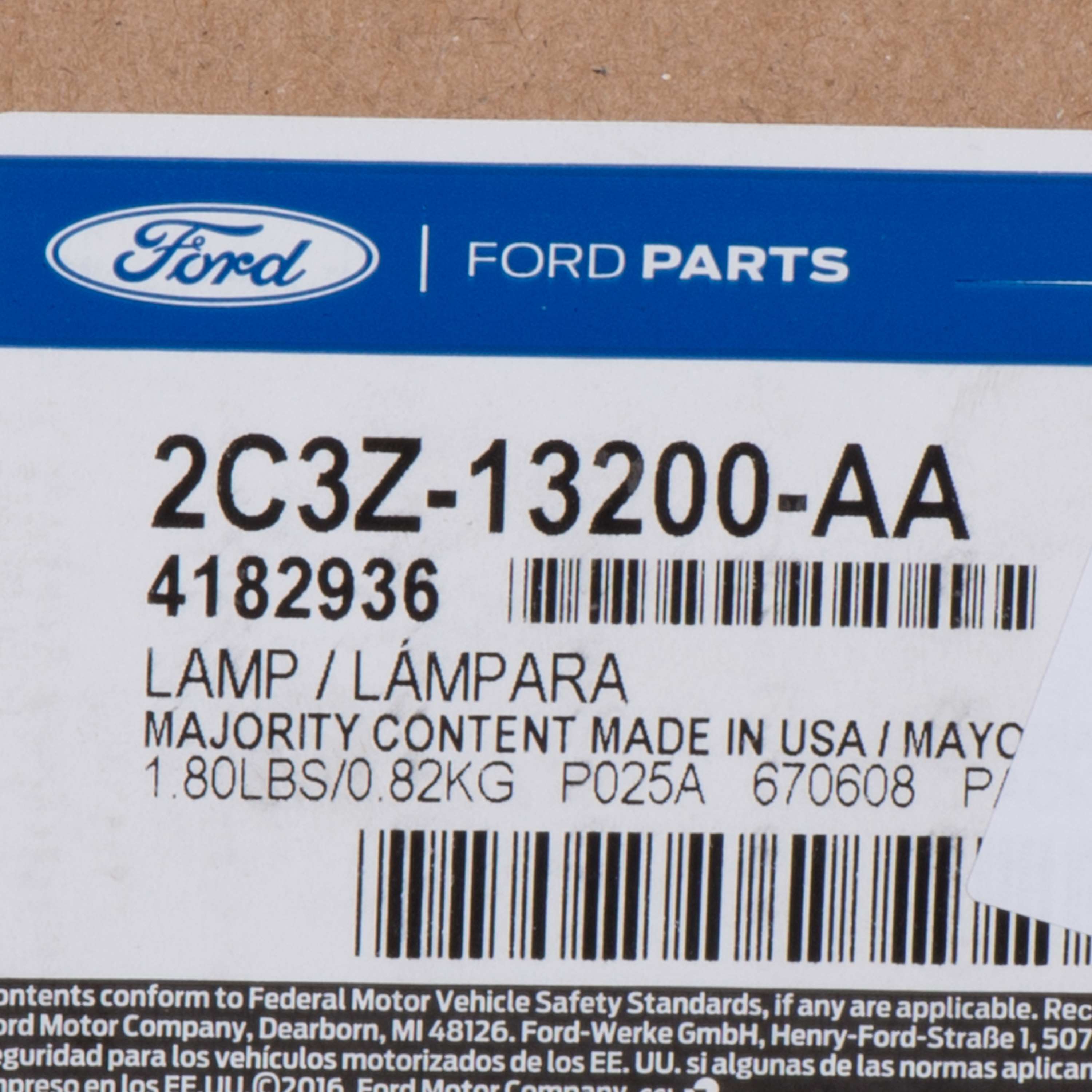 2C3Z13200AA - Electrical: Park &amp; Side Lamp for Ford: Excursion, F-250 Super Duty, F-350 Super Duty, F-450 Super Duty, F-550 Super Duty Image