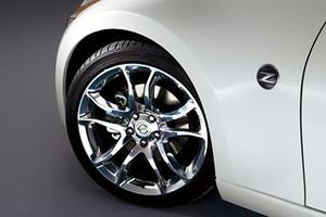 999W1ZV001 - Exterior: 19" Wheel, Chrome for Nissan: 350Z, 370Z, Altima Image