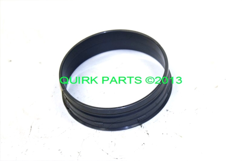 K01137184B - Suspension: Center Cap Bracket for Kia Image