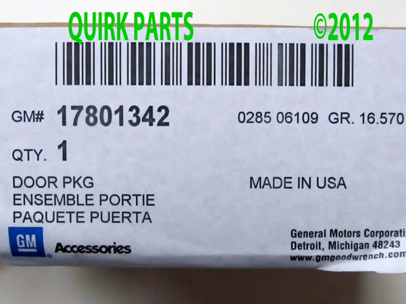 17801342 - Exterior: Fuel Door, Chrome for Cadillac: Escalade, Escalade ESV, Escalade EXT | Chevrolet: Silverado 1500, Silverado 1500 Classic, Suburban 1500, Suburban 2500, Suburban C1500, Suburban C2500, Suburban K1500, Suburban K2500, Tahoe | GMC: Yukon, Yukon XL 1500, Yukon XL 2500 Image