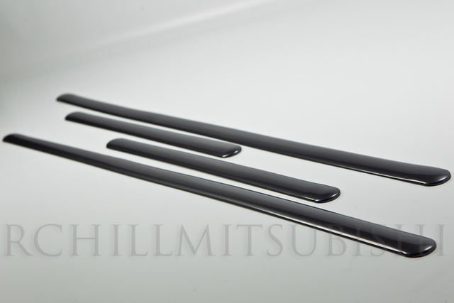 MZ538302EX - Exterior: Body Side Molding, Gray for Mitsubishi: Outlander Image