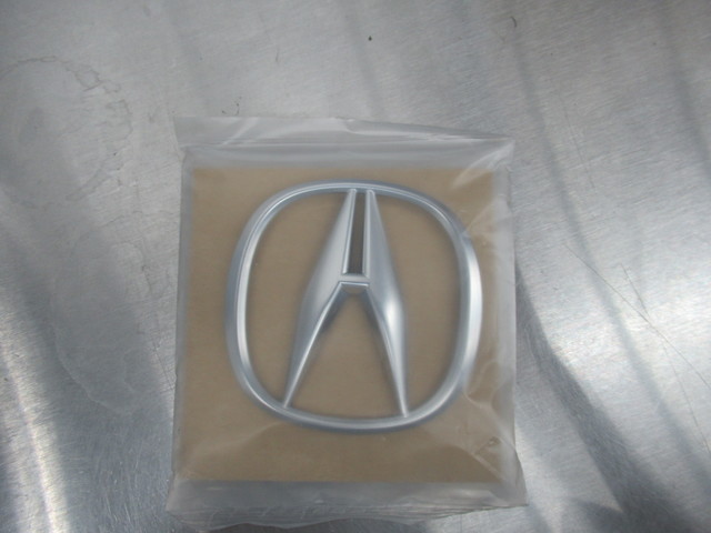 Genuine OEM Acura - Emblem Part# 75700-TL2-A00 | Acura Parts