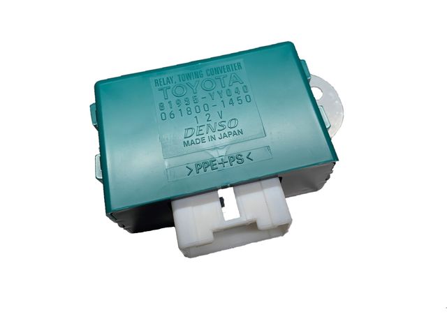 PT72548200 - Towing: Highlander Tow Hitch Converter Box | 2020-2022 Highlander for Toyota: Highlander Image