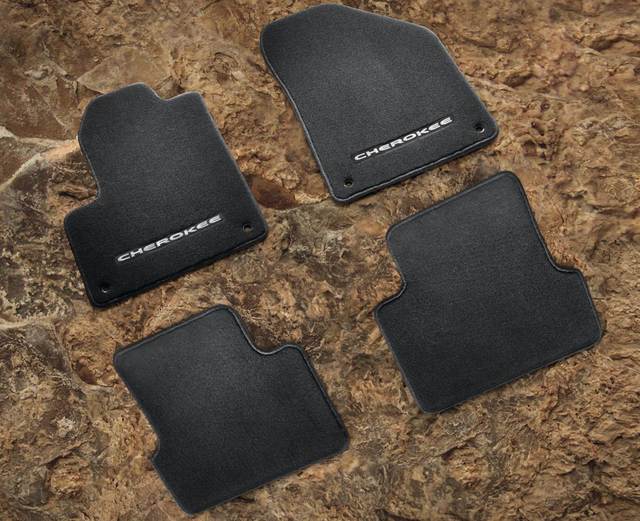 82213989 - Interior Accessories: Carpet Floor Mats for Jeep: Cherokee Image