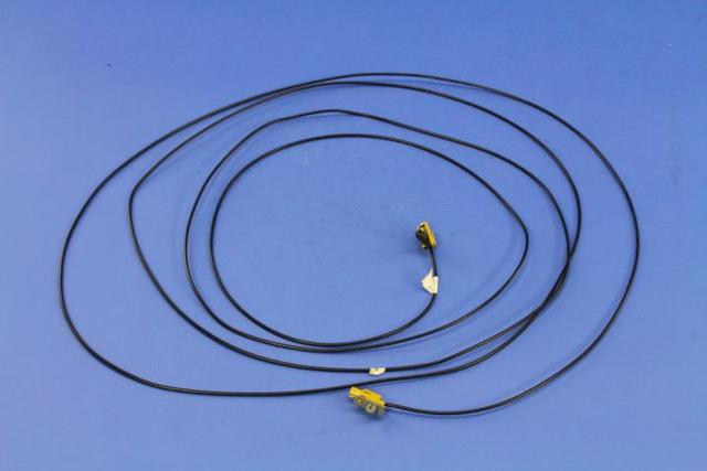 68241653AA - Electrical: Gps Antenna Cable for Dodge: Durango | Jeep: Grand Cherokee, Grand Cherokee WK Image