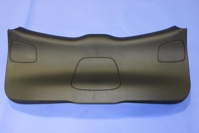 5LS74LC5AF - Interior Trim: Liftgate Panel for Jeep: Cherokee Image