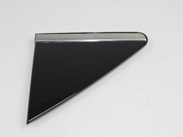 5116188AC - Exterior Ornamentation: C Pillar Applique, Right for Mopar Image