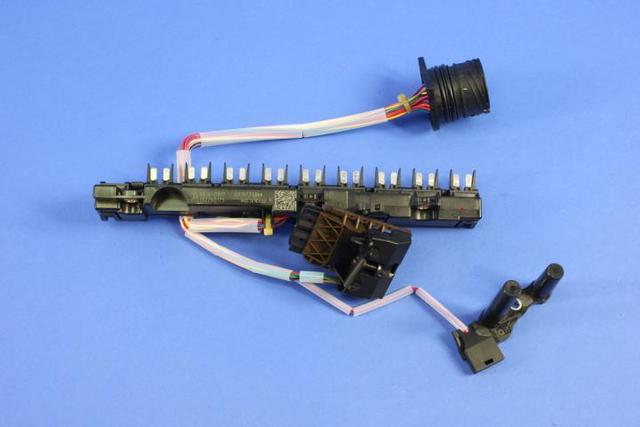 68197333AA - 948TE; 9-Speed; Automatic Transmission: Transmission Range Sensor for Jeep: Cherokee, Compass, Renegade Image