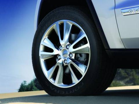 82212334AB - Exterior Accessories: Wheels for Dodge: Durango | Jeep: Grand Cherokee Image