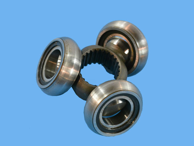 68263106AA - Front Wheel Drive; Differential and Drive Line: Tripod Joint, Export for Fiat: 500X | Jeep: Renegade Image