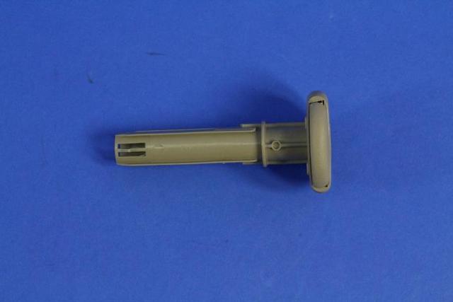 5RL51HL1AA - Interior Trim: Headrest Sleeve, Center, Locking for Jeep: Cherokee Image