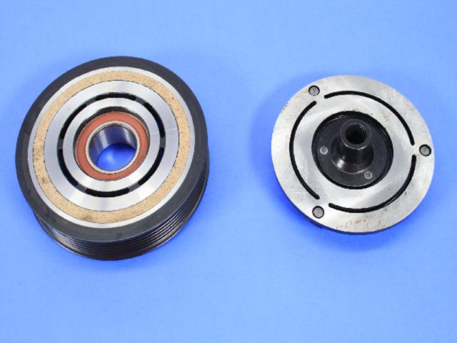 68084274AB - Air Conditioners and Heaters: A/c Compressor Pulley Hub Kit for Chrysler: 300 | Dodge: Challenger, Charger, Durango | Jeep: Grand Cherokee, Grand Cherokee WK Image