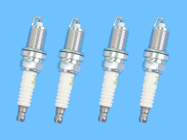 SP0ZFR5F11 - Electrical: Spark Plug for Chrysler: 200, Sebring | Dodge: Avenger, Caliber, Journey | Jeep: Compass, Patriot Image