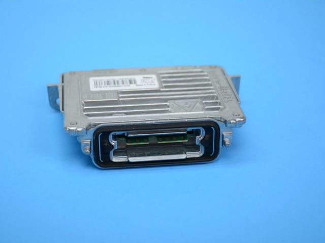 68222897AA - Electrical: Headlamp Ballast for Jeep: Grand Cherokee, Grand Cherokee WK Image