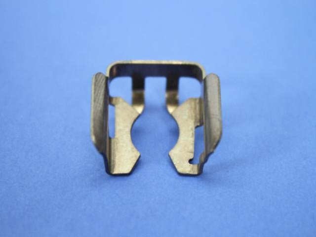 4591629AB - Fuel: Fuel Injector Clip for Chrysler: 300, Concorde, Sebring | Dodge: Avenger, Charger, Intrepid, Journey, Magnum, Stratus Image
