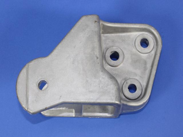 5105416AE - 2.0L DOHC 16V E22; Engine: Torque Reaction Bracket for Dodge: Caliber | Jeep: Compass, Patriot Image
