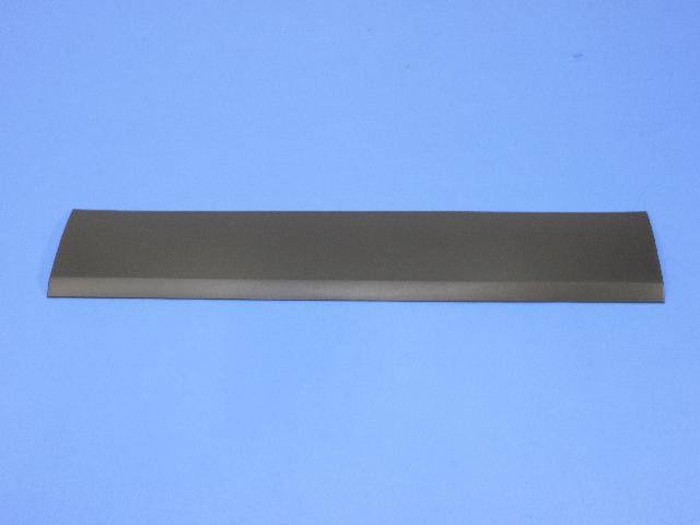 UB04ZSPAB - Exterior Ornamentation: Front Door Cladding, Right for Mopar Image