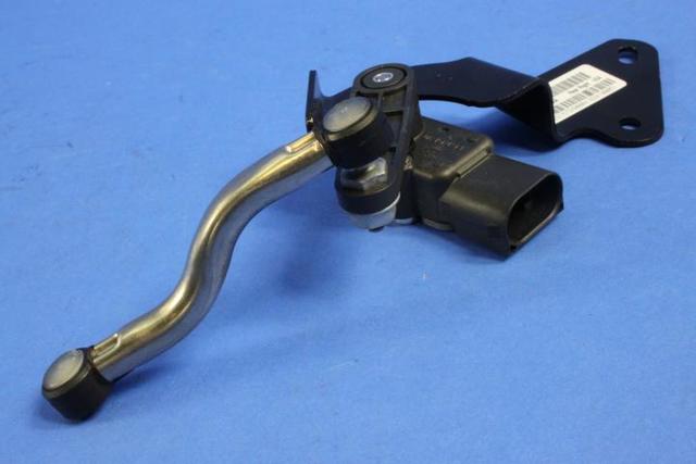 2015-2018 Ram 1500 Ride Height Sensor, Right Rear 68414984AA