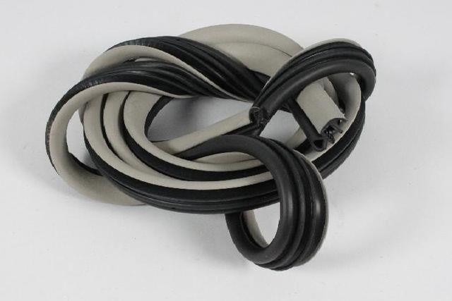 1DA06ES3AJ - Body Sheet Metal Except Doors: Rear Door Opening Weatherstrip for Chrysler: Town &amp; Country | Dodge: Grand Caravan Image