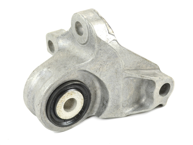 68157407AA - 62TE; 6-Speed; Automatic Transaxle: Torque Strut Bracket for Ram: ProMaster 1500, ProMaster 2500, ProMaster 3500 Image