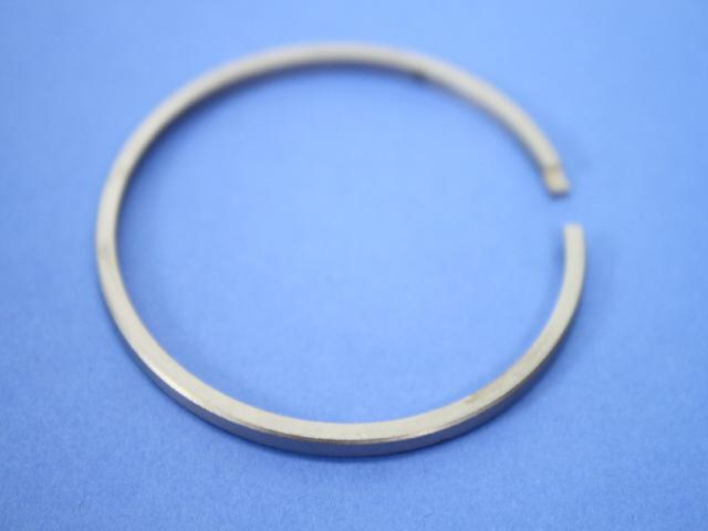 4471874 - Automatic Transaxle 4 Speed: Ring Reaction Support Seal for Chrysler: 200, 300, 300M, Concorde, Pacifica, PT Cruiser, Sebring, Town &amp; Country, Voyager | Dodge: Avenger, Caravan, Challenger, Charger, Dakota, Durango, Grand Caravan, Intrepid, Journey, Magnum, Neon, Nitro, Ram 1500, Ram 2500, Ram 3500, Stratus | Jeep: Grand Cherokee, Liberty, Wrangler | Ram: 1500, C/V, Dakota, ProMaster 1500, ProMaster 2500, ProMaster 3500 Image