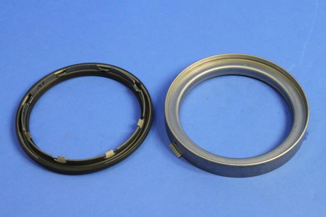 5102880AA - Automatic Transaxle 4 Speed: 2nd &amp; 4th Clutch Piston Retainer Package for Chrysler: 300, 300M, Concorde, Pacifica, PT Cruiser, Sebring, Town &amp; Country, Voyager | Dodge: Avenger, Caravan, Challenger, Charger, Dakota, Durango, Grand Caravan, Intrepid, Magnum, Neon, Nitro, Ram 1500, Stratus | Jeep: Liberty, Wrangler | Ram: 1500, Dakota Image