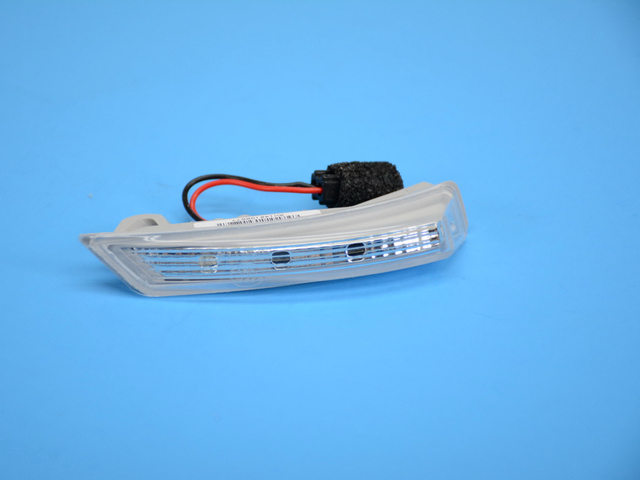 68052078AC - Electrical: Turn Signal Lamp, Right for Chrysler: Town &amp; Country | Dodge: Grand Caravan | Ram: C/V Image