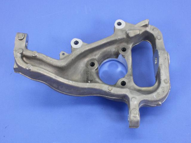 68044700AD - Front Suspension: Front Knuckle, Right for Dodge: Ram 1500 | Ram: 1500, 1500 Classic Image