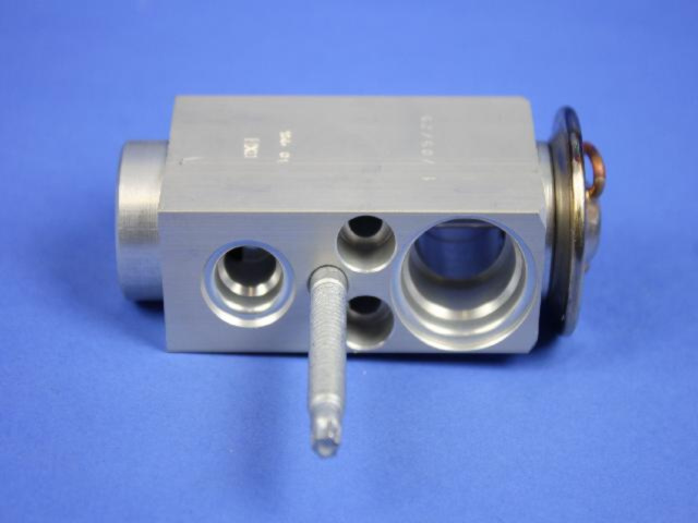 68057718AA - Air Conditioners and Heaters: A/c Expansion Valve Kit for Chrysler: Town &amp; Country | Dodge: Caravan, Grand Caravan | Jeep: Commander Image