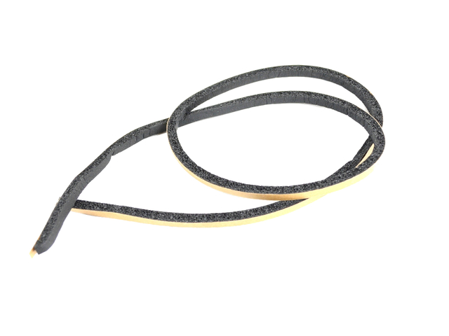 68195978AA - Exterior Ornamentation: Liftgate Seal for Jeep: Grand Cherokee, Grand Cherokee WK Image