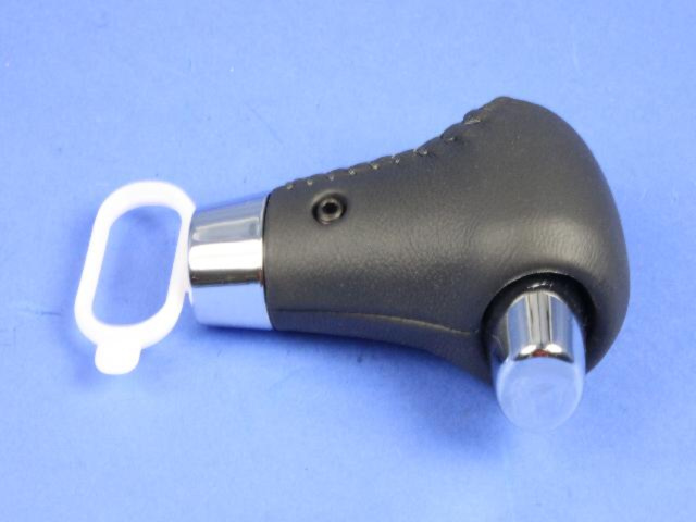 1GH991DVAF - 62TE; 6-Speed; Automatic Transaxle: Gearshift Knob for Chrysler: Town &amp; Country | Dodge: Grand Caravan Image