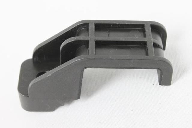 68212080AA - Air Conditioners and Heaters: Housing Clip for Fiat: 500L, 500X | Jeep: Renegade Image