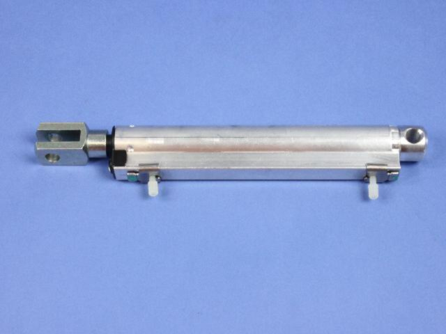 68026970AA - Body Sheet Metal Except Doors: Folding Top Hydraulic Cylinder for Chrysler: 200, Sebring Image