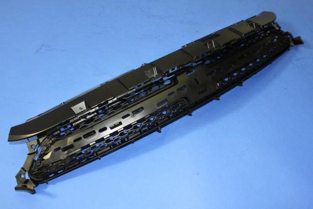68081408AE - Exterior Ornamentation: Radiator Grille for Dodge: Dart Image