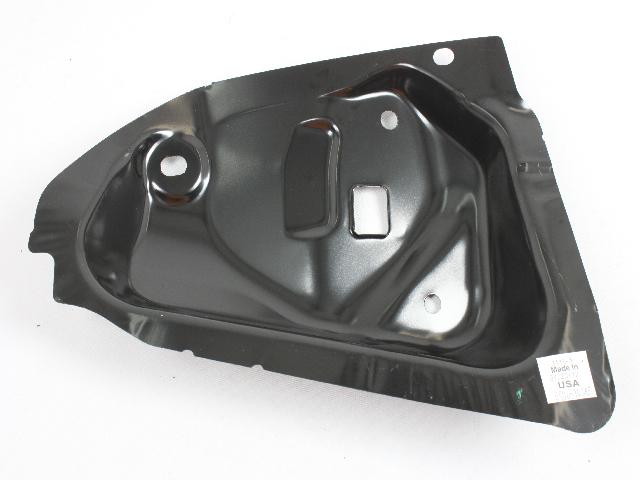 5065146AE - Body Sheet Metal Except Doors: Taillamp Mounting Panel, Right for Chrysler: 300 Image