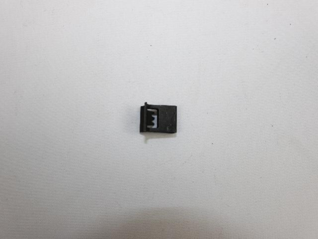 4676356 - Frames and Bumpers: Grille To Fascia U-clip for Chrysler: 300, 300M, Concorde | Dodge: Ram 1500 Image