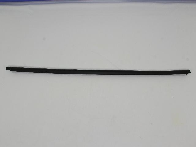 5GU02XXXAC - Exterior Ornamentation: Sill Cover Molding, Right for Jeep: Liberty Image