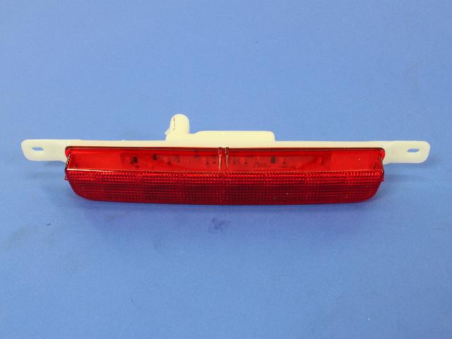 68083906AC - Electrical: Center High Mounted Stop Lamp for Chrysler: Town &amp; Country | Dodge: Grand Caravan | Ram: C/V Image
