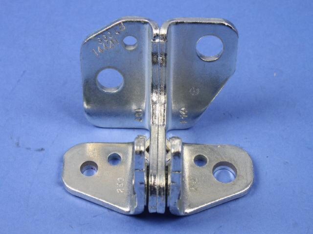 55113660AC - Doors, Door Mirrors and Related Parts: Door Hinge, Right for Chrysler: 300 | Dodge: Charger, Durango | Jeep: Grand Cherokee, Grand Cherokee WK Image